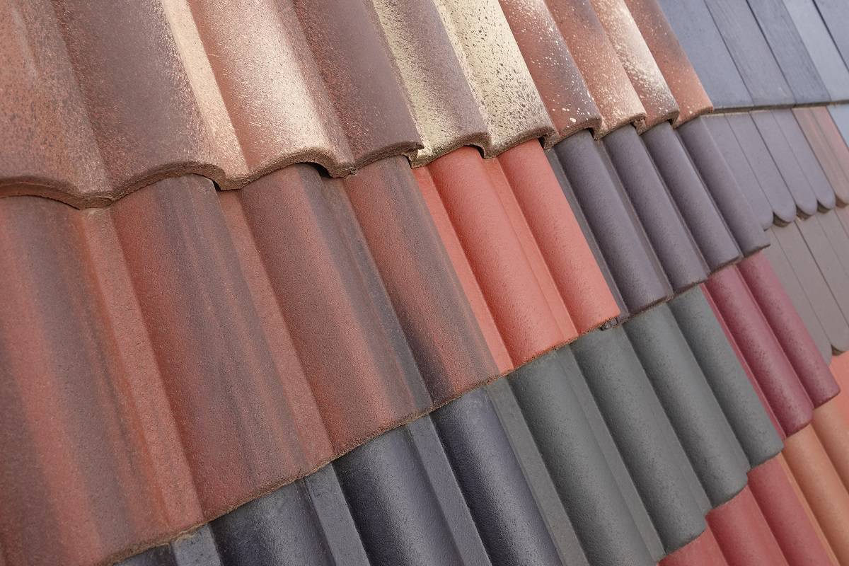 How To Pick The Best Color For The Roof - Clay roof tiles different covering variety of color shades